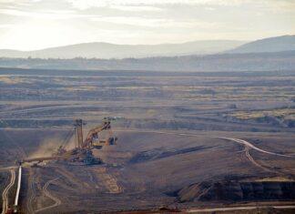 W jakim miesiącu najlepiej kupić smartfona?