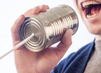 Czy krzyk do ucha może uszkodzić słuch? Czy krzyk do ucha może uszkodzić słuch?